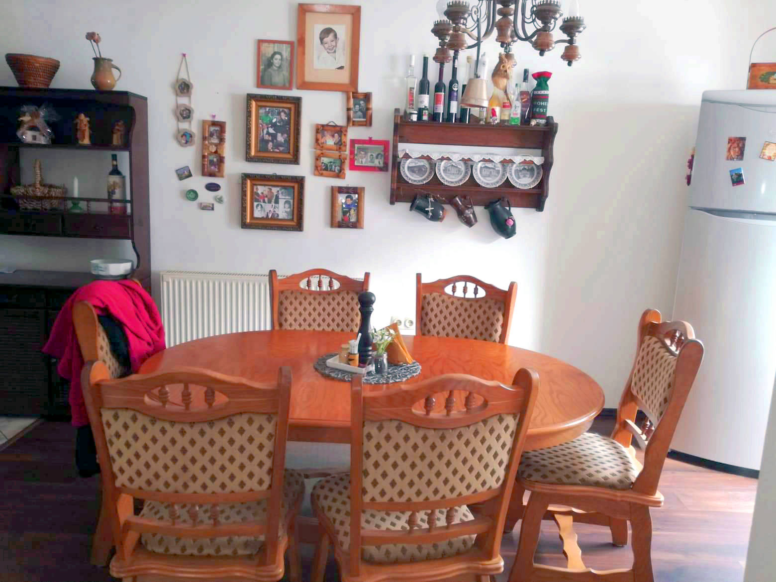 ELADÓ Családi ház-Zsira-140nm-29M-nappali-étkező