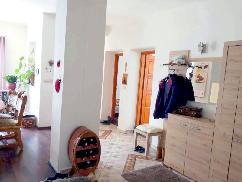 ELADÓ Családi ház-Zsira-140nm-29M-nappali-étkező